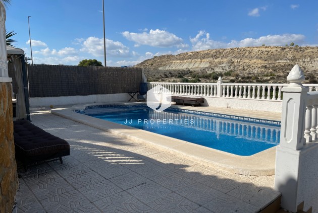 D'occasion - Villa -
Bigastro - Inland