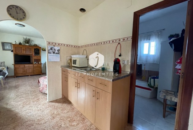 Segunda mano - Casa de campo -
Jacarilla - Inland