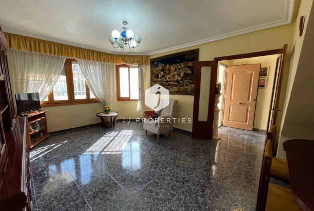 Segunda mano - Chalet -
Jacarilla - Inland