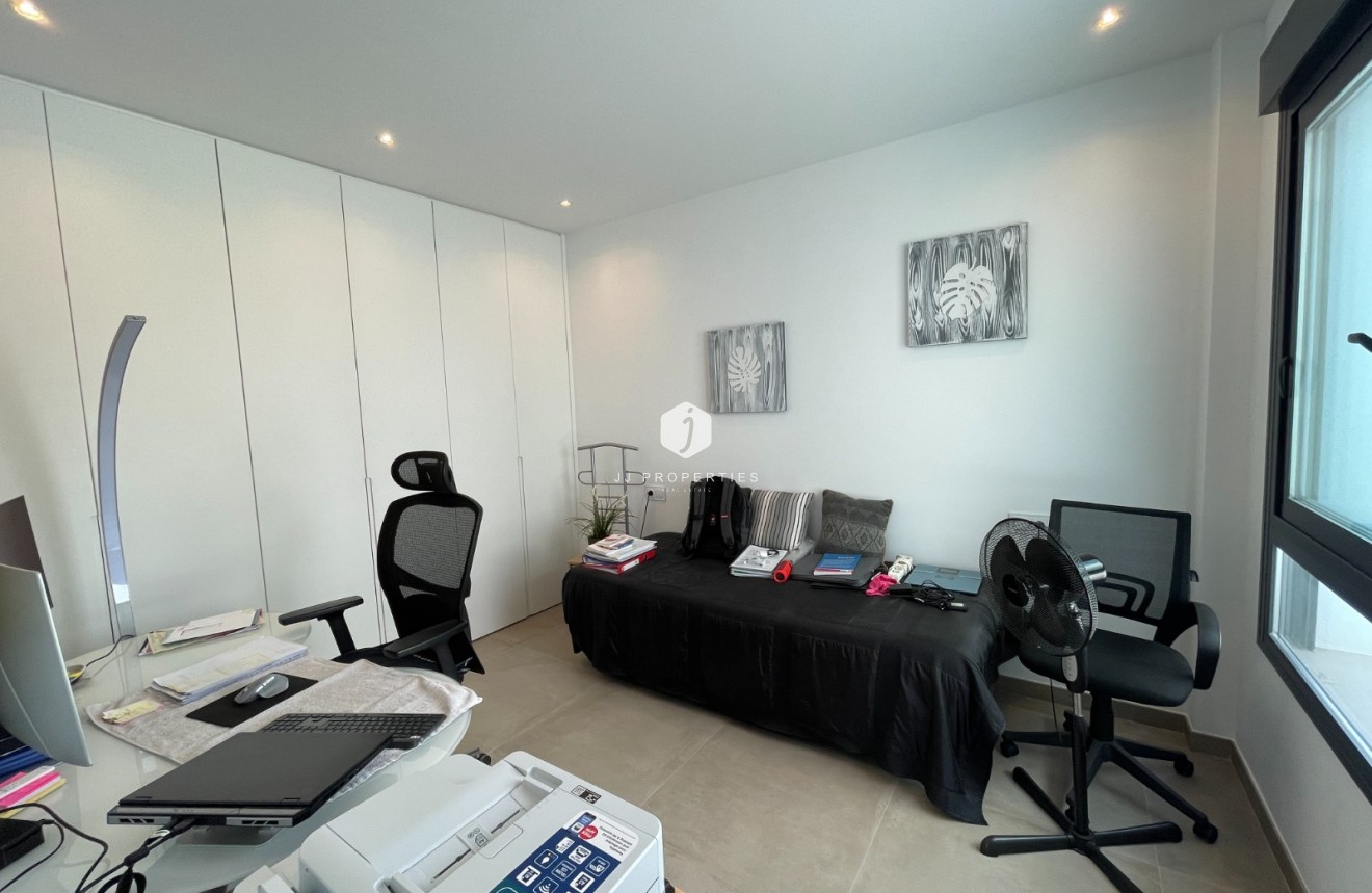 Segunda mano - Villa -
Dolores - Costa Blanca