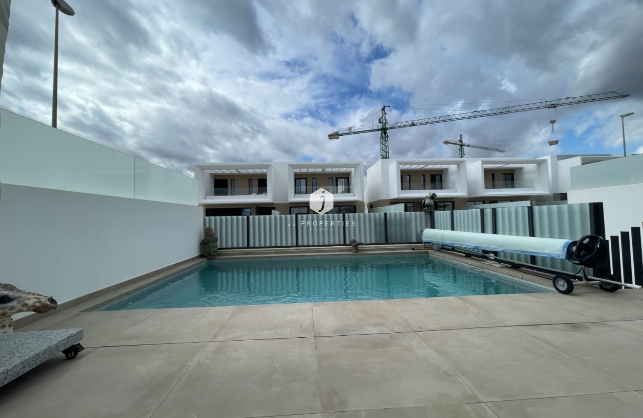 Segunda mano - Villa -
Dolores - Costa Blanca