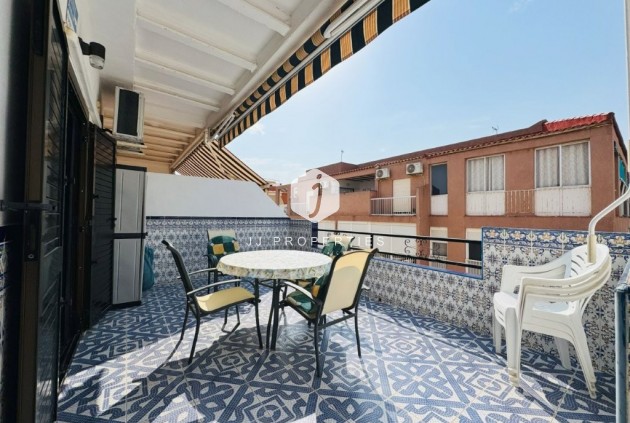 Resale - Apartment / flat -
La Mata - Costa Blanca