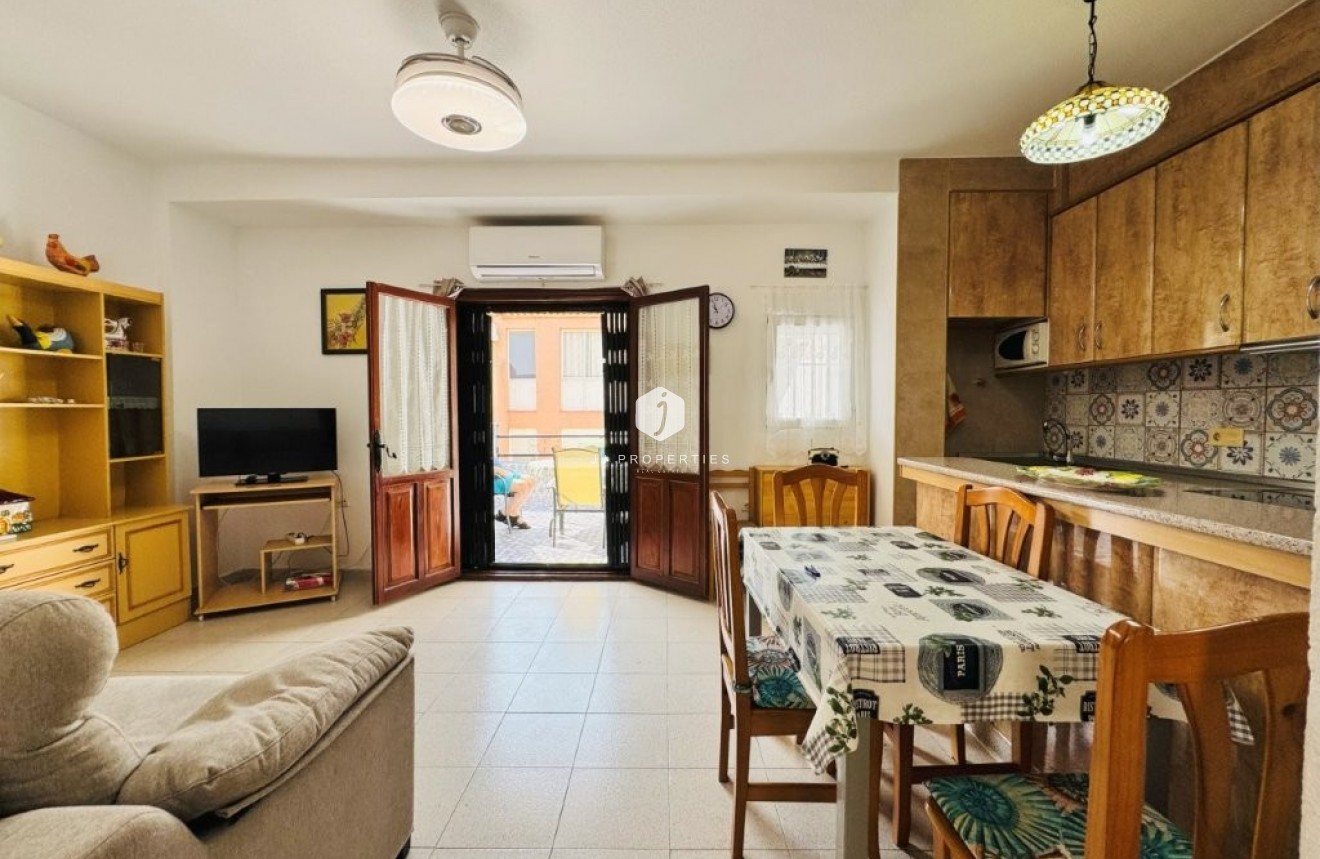 D'occasion - Appartement -
La Mata - Costa Blanca