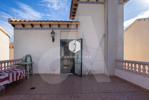 Tweedehands - Villa -
Guardamar del Segura - El Raso