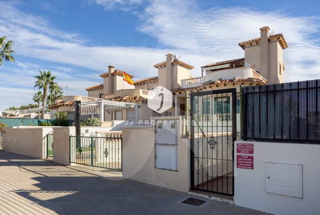 Tweedehands - Villa -
Guardamar del Segura - El Raso