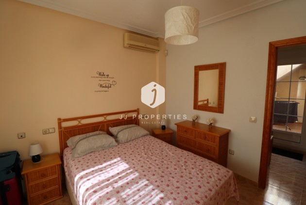 Tweedehands - Chalet -
Orihuela Costa - Costa Blanca