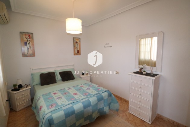 Tweedehands - Chalet -
Orihuela Costa - Costa Blanca
