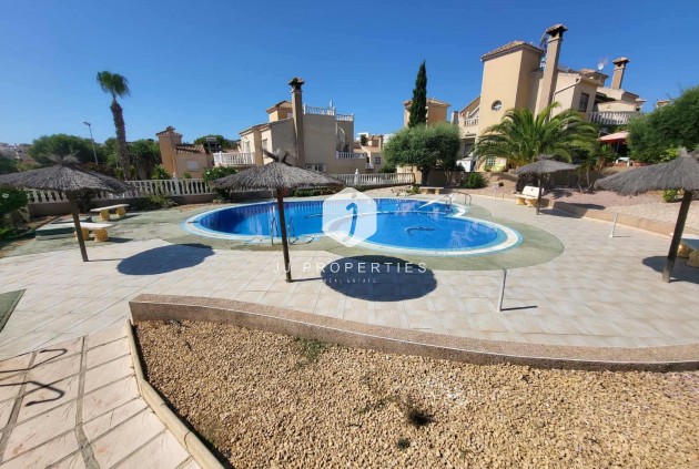 Tweedehands - Chalet -
Orihuela Costa - Costa Blanca