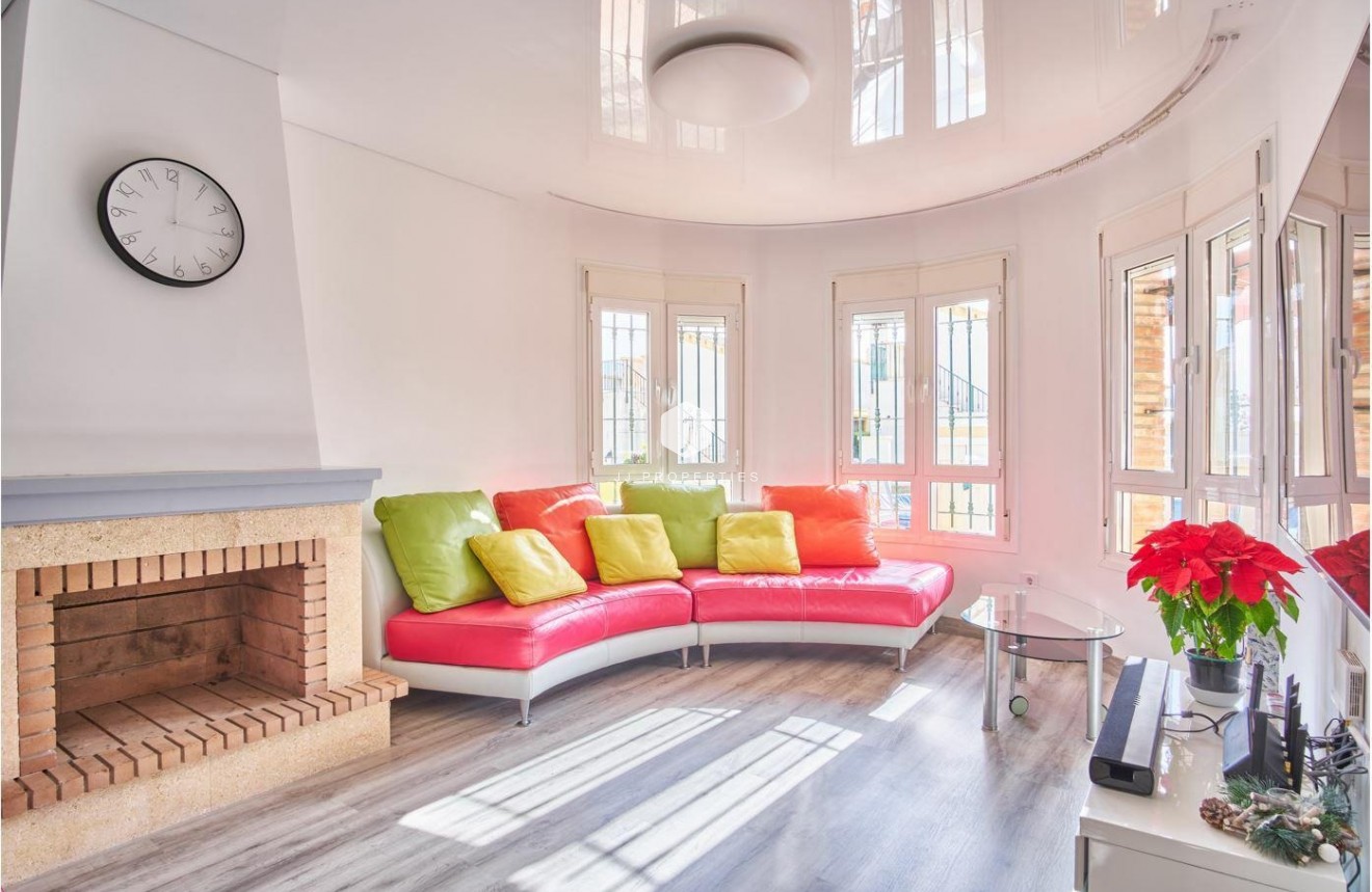 Segunda mano - Villa -
Los Montesinos - Costa Blanca