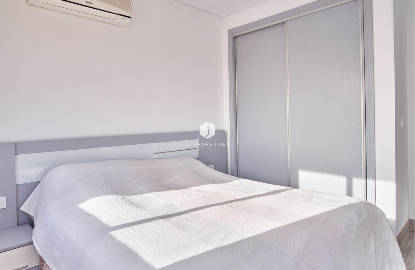 Segunda mano - Villa -
Los Montesinos - Costa Blanca