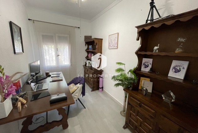 Segunda mano - Villa -
Ciudad Quesada - Costa Blanca