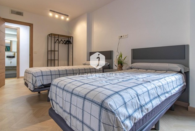 D'occasion - Appartement -
Torrevieja - Costa Blanca