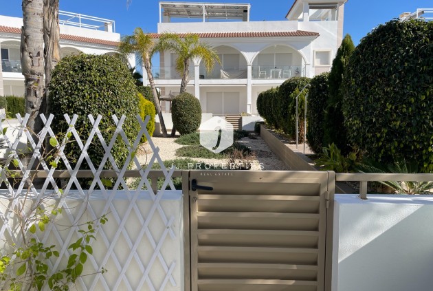 D'occasion - Appartement -
Rojales - Inland