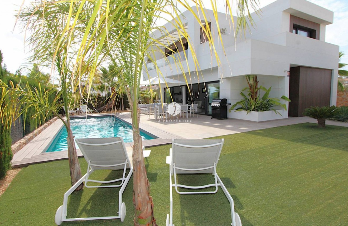 Segunda mano - Villa -
Rojales - Inland