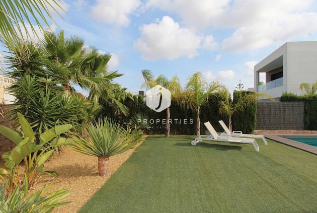 Segunda mano - Villa -
Rojales - Inland