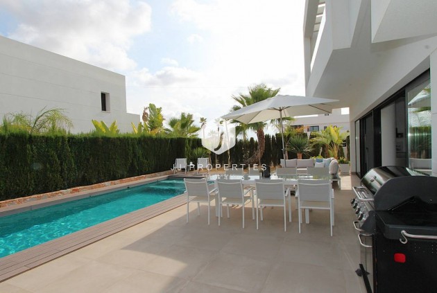 Segunda mano - Villa -
Rojales - Inland