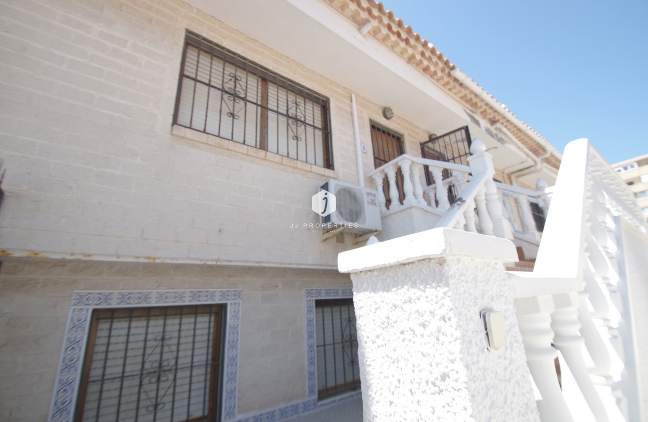 Segunda mano - Bungalow -
La Mata - Costa Blanca