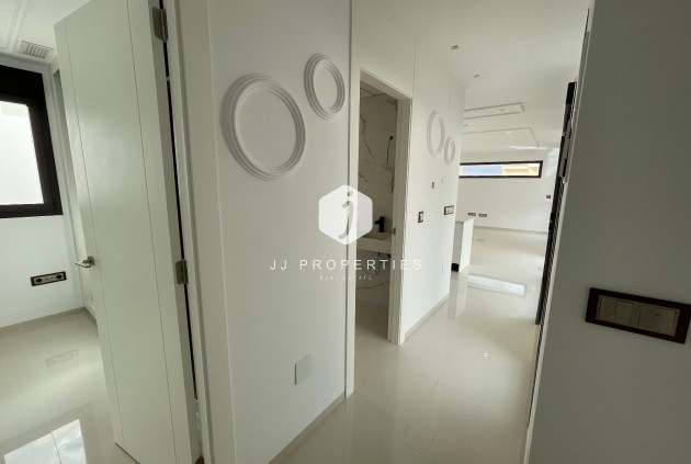 Segunda mano - Villa -
Ciudad Quesada - Costa Blanca