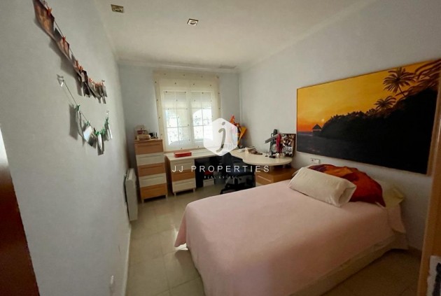 D'occasion - Villa -
Albatera - Inland