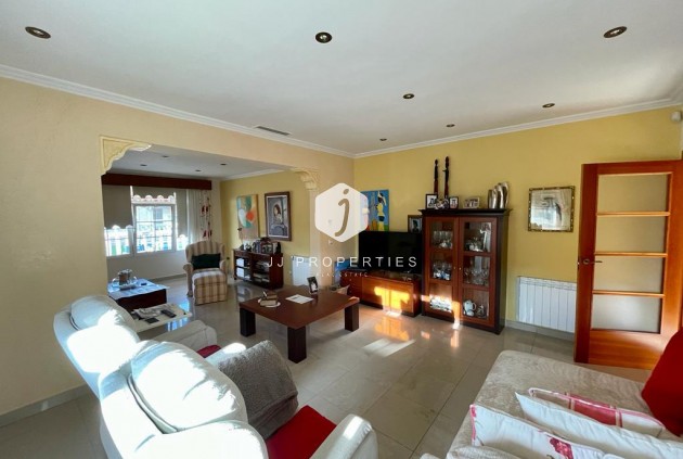 D'occasion - Villa -
Albatera - Inland