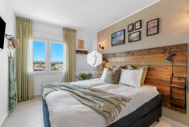 Segunda mano - Apartamento / piso -
Torrevieja - Costa Blanca