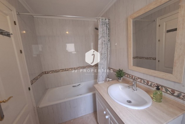 Tweedehands - Chalet -
Orihuela Costa - Costa Blanca