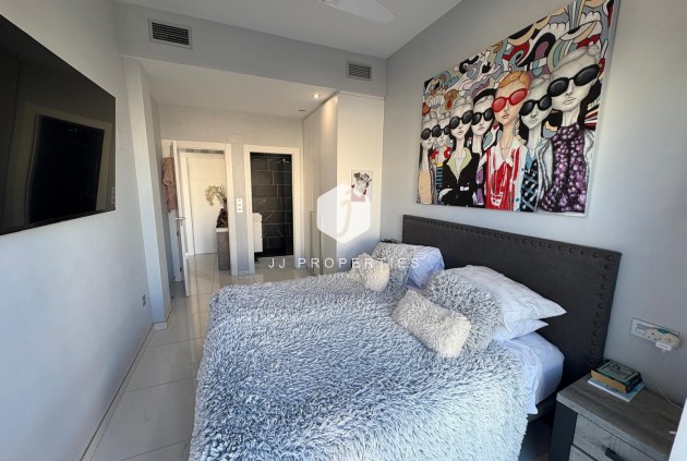 Aus zweiter Hand - Villa -
Orihuela Costa - Costa Blanca