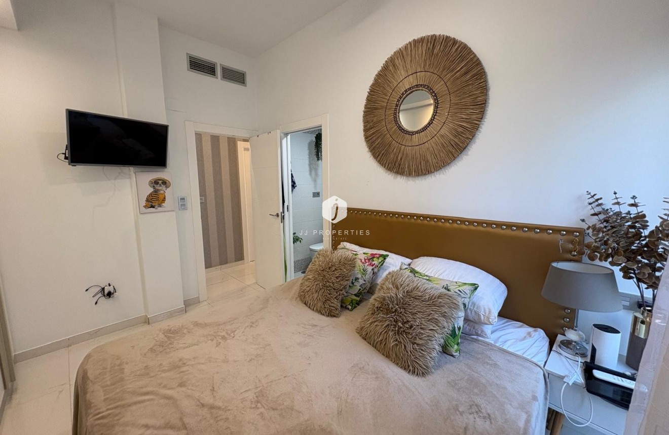 Aus zweiter Hand - Villa -
Orihuela Costa - Costa Blanca