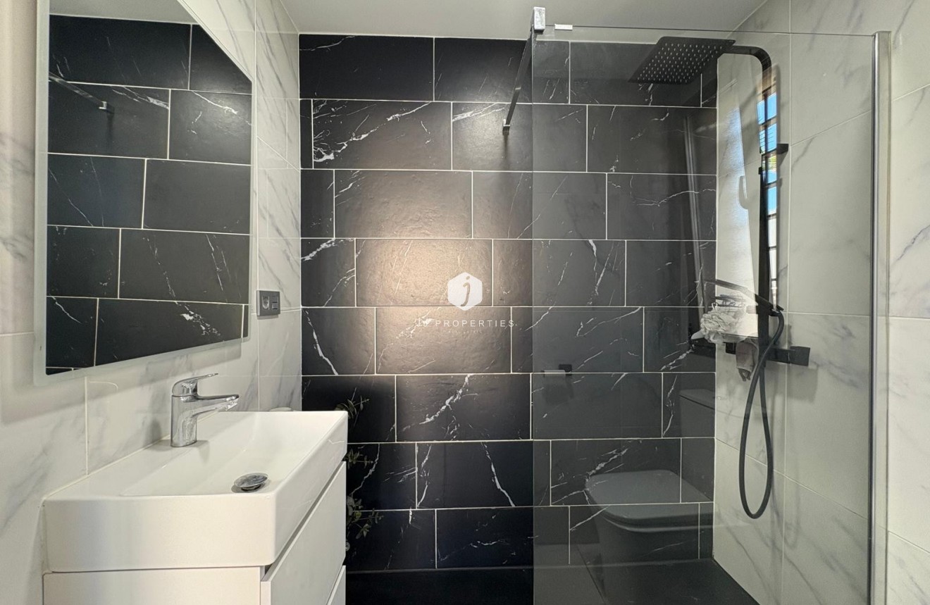 Aus zweiter Hand - Villa -
Orihuela Costa - Costa Blanca