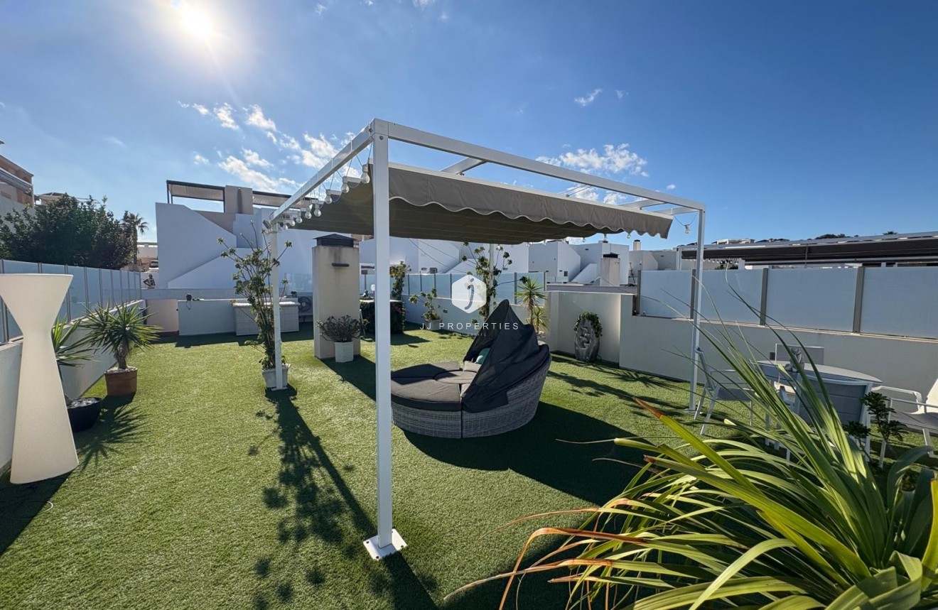 Aus zweiter Hand - Villa -
Orihuela Costa - Costa Blanca