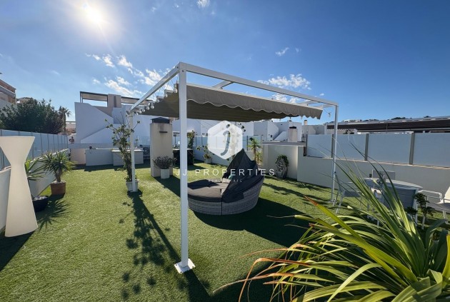 Aus zweiter Hand - Villa -
Orihuela Costa - Costa Blanca