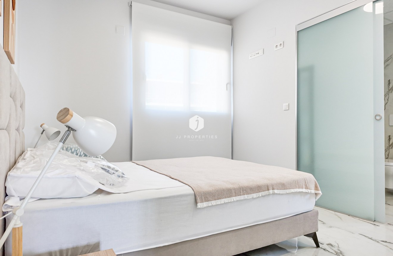 Segunda mano - Apartamento / piso -
Orihuela Costa - Costa Blanca