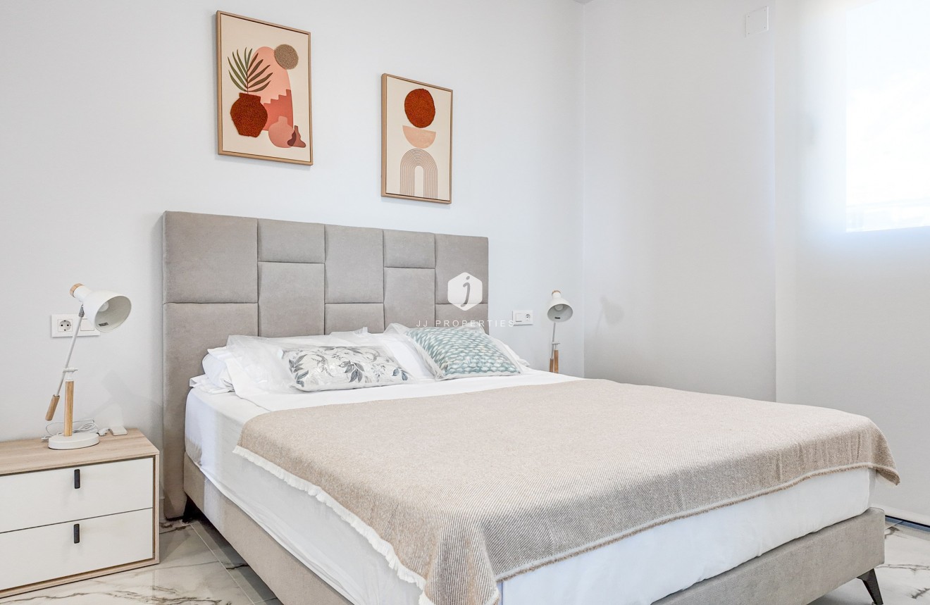 Segunda mano - Apartamento / piso -
Orihuela Costa - Costa Blanca