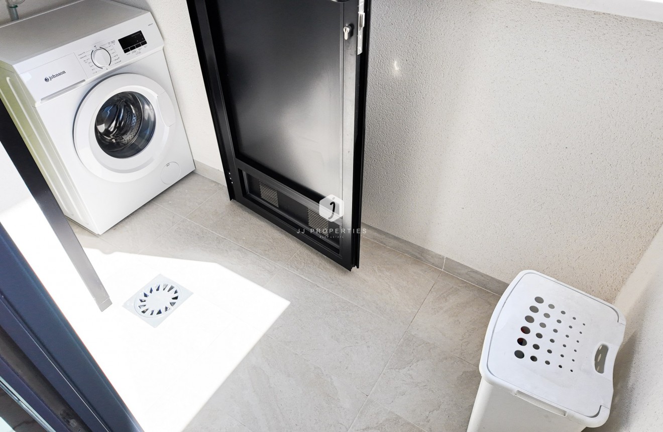 Segunda mano - Apartamento / piso -
Orihuela Costa - Costa Blanca