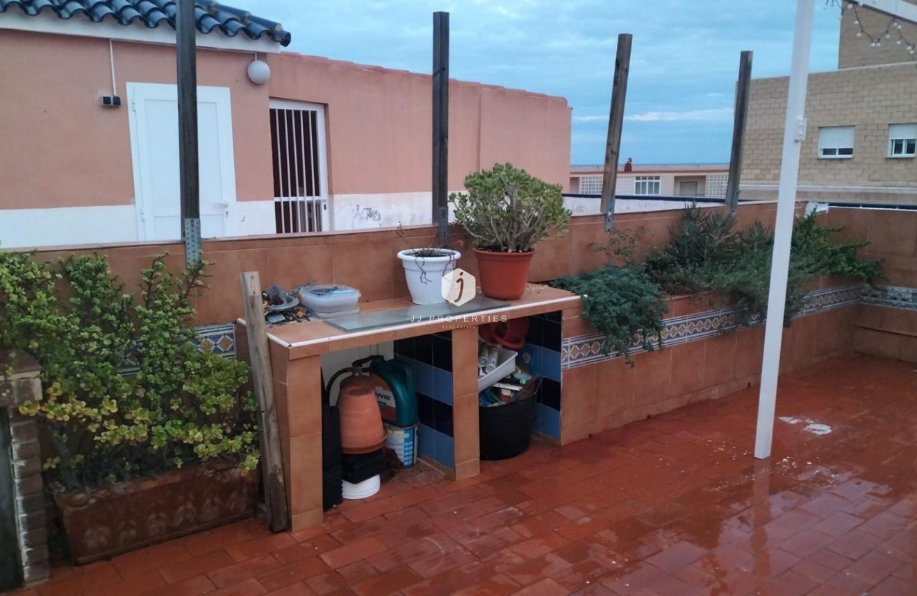 Segunda mano - Apartamento / piso -
Torrevieja - La Mata