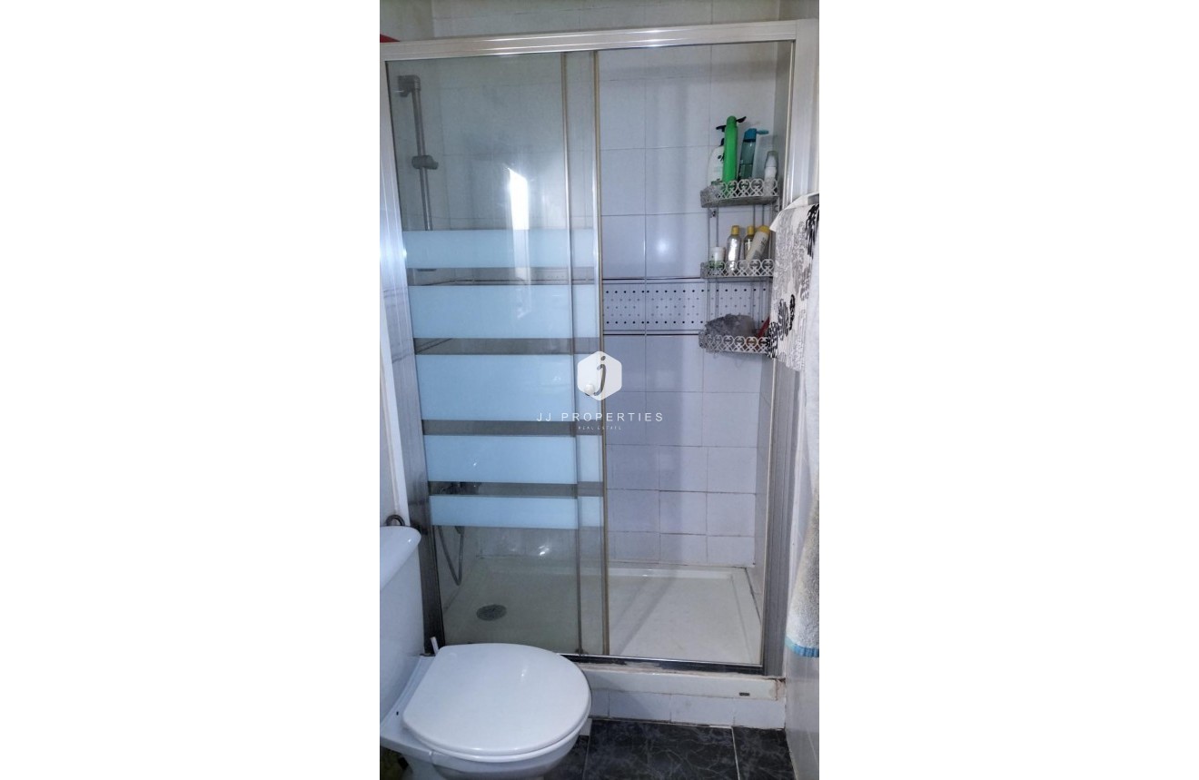 Segunda mano - Apartamento / piso -
Torrevieja - La Mata