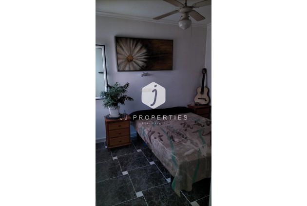 Segunda mano - Apartamento / piso -
Torrevieja - La Mata