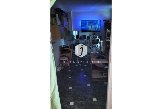 Segunda mano - Apartamento / piso -
Torrevieja - La Mata