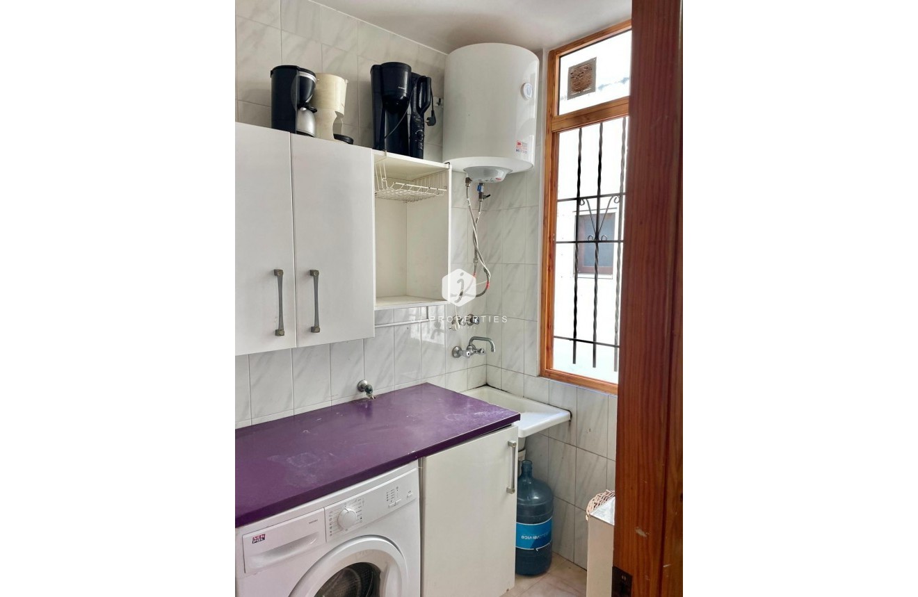 Segunda mano - Apartamento / piso -
Torrevieja - Playa de los Locos