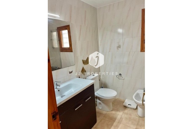 Segunda mano - Apartamento / piso -
Torrevieja - Playa de los Locos