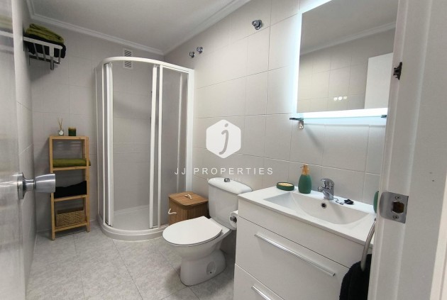 Segunda mano - Apartamento / piso -
Torrevieja - El molino