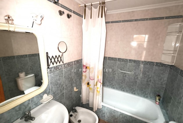 Segunda mano - Apartamento / piso -
Torrevieja - Estacion de autobuses