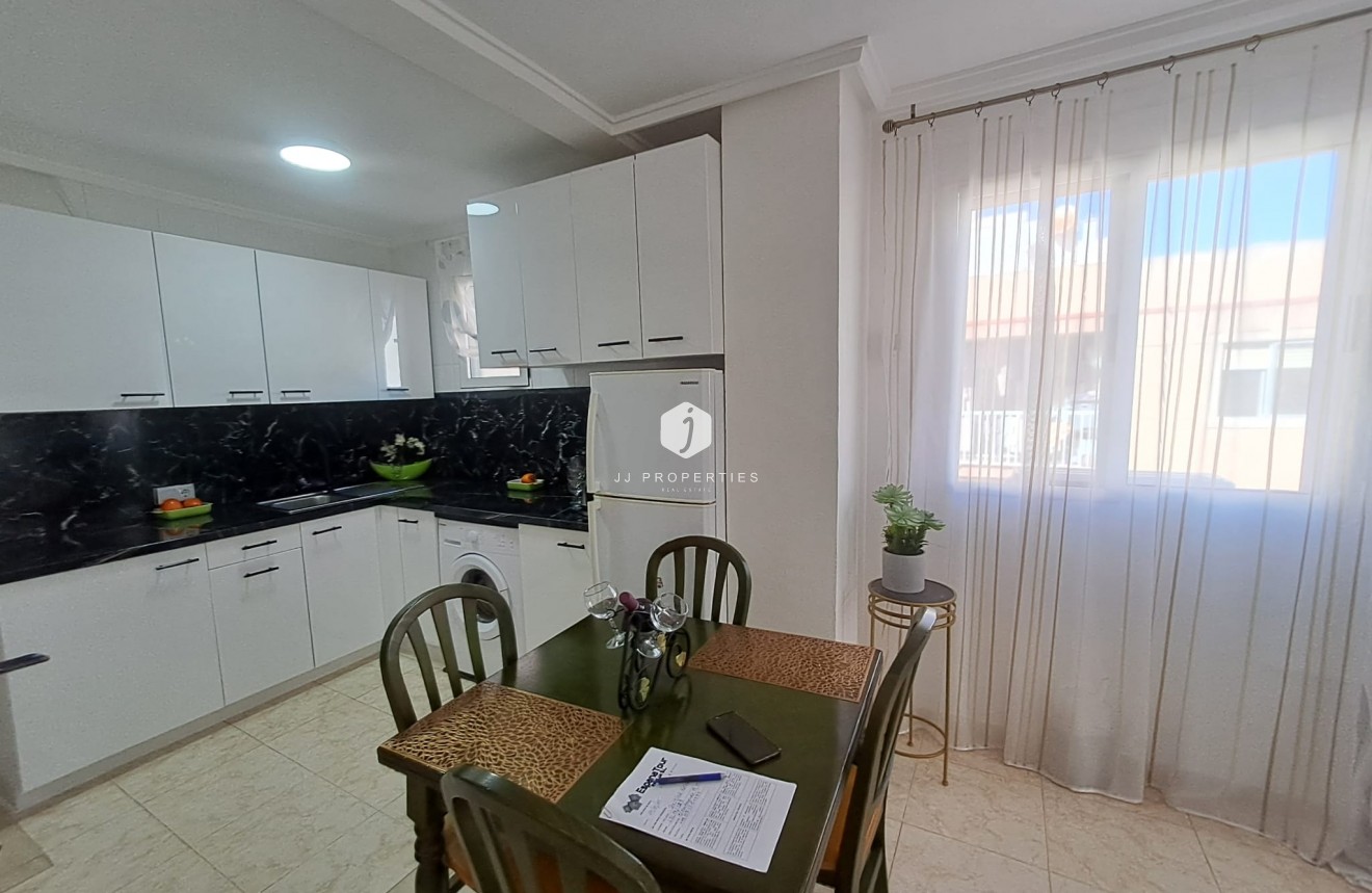 Segunda mano - Apartamento / piso -
Torrevieja - Costa Blanca
