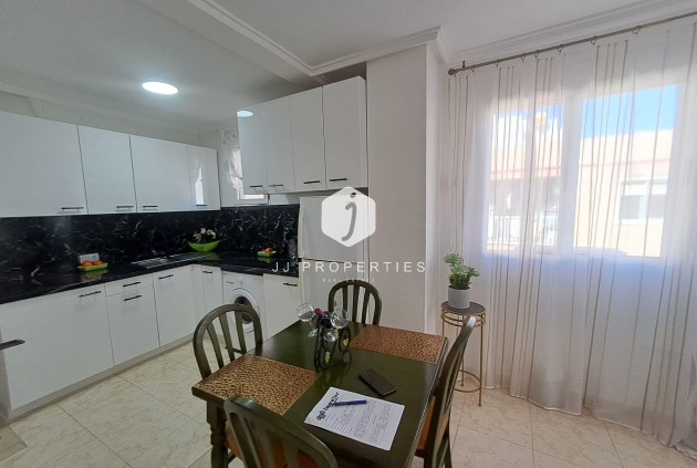 Segunda mano - Apartamento / piso -
Torrevieja - Costa Blanca