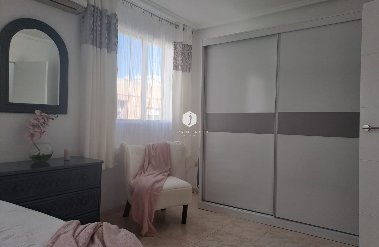 Segunda mano - Apartamento / piso -
Torrevieja - Costa Blanca