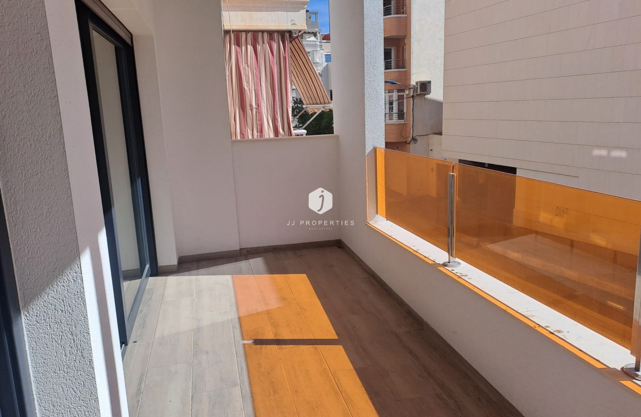 Segunda mano - Apartamento / piso -
Torrevieja - Costa Blanca