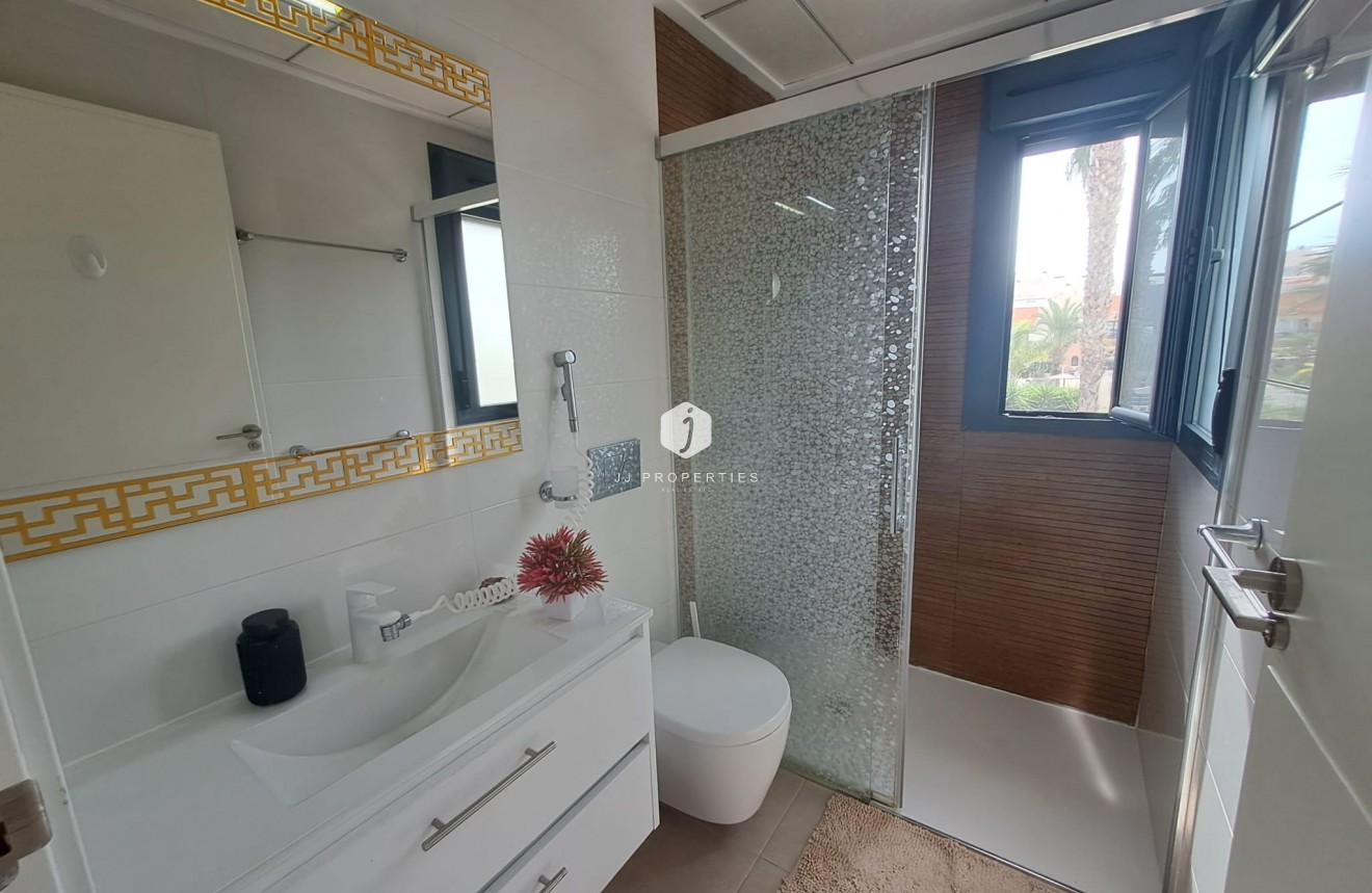 Segunda mano - Chalet -
Orihuela Costa - Costa Blanca