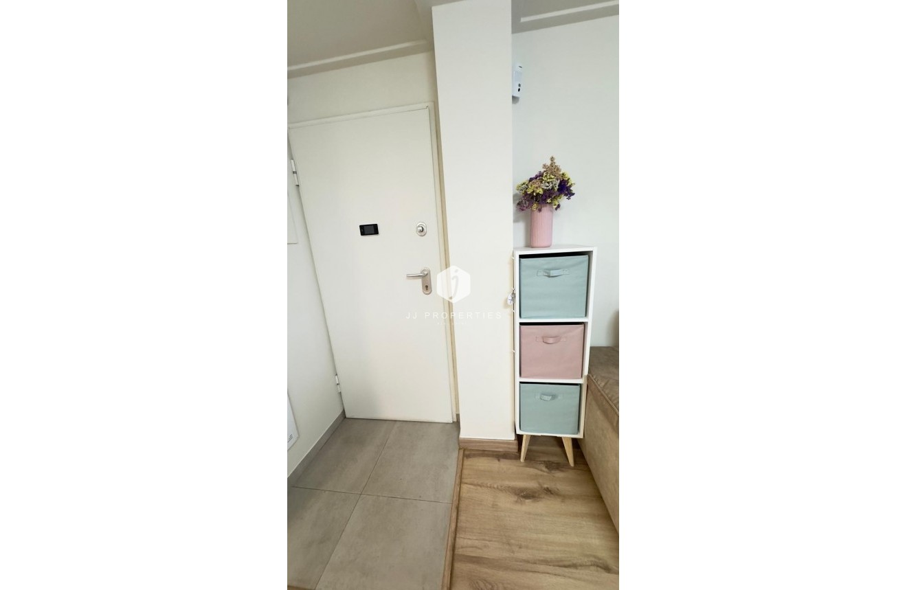 Segunda mano - Bungalow -
Torrevieja - Costa Blanca