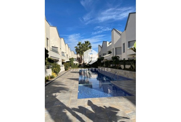 Segunda mano - Bungalow -
Torrevieja - Costa Blanca