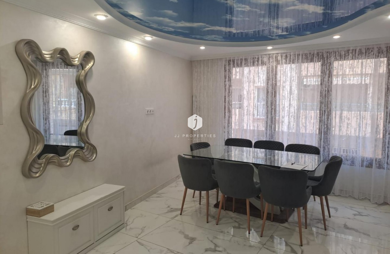 Aus zweiter Hand - Wohnung -
Torrevieja - Costa Blanca